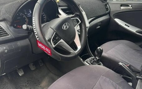Hyundai Solaris II рестайлинг, 2014 год, 560 000 рублей, 7 фотография
