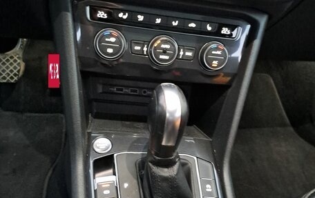 Volkswagen Tiguan II, 2020 год, 2 970 000 рублей, 15 фотография