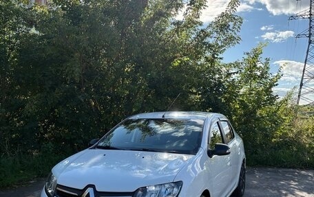 Renault Logan II, 2016 год, 870 000 рублей, 3 фотография
