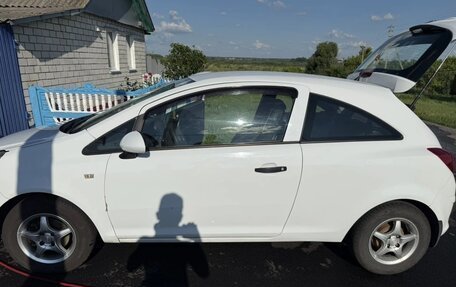 Opel Corsa D, 2013 год, 400 000 рублей, 1 фотография