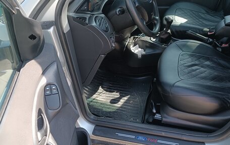 Ford Focus IV, 2002 год, 175 000 рублей, 9 фотография