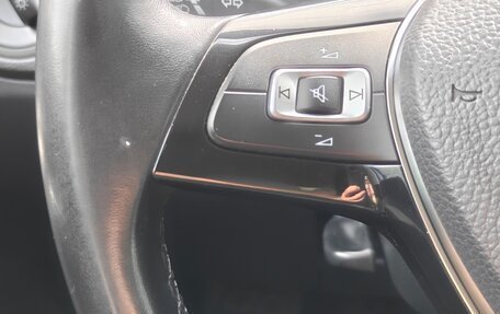 Volkswagen Polo VI (EU Market), 2017 год, 27 фотография