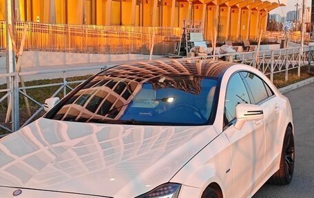 Mercedes-Benz CLS, 2011 год, 2 450 000 рублей, 3 фотография