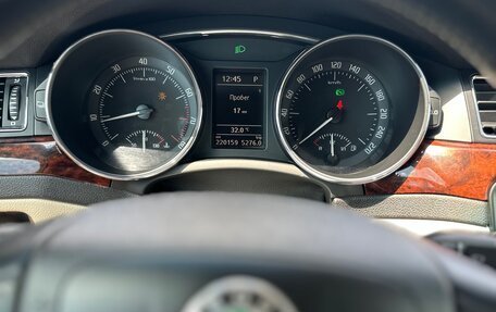 Skoda Superb III рестайлинг, 2011 год, 1 050 000 рублей, 7 фотография