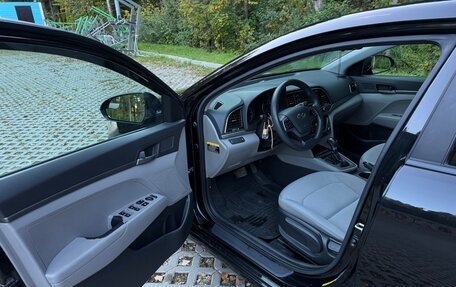 Hyundai Elantra VI рестайлинг, 2017 год, 1 450 000 рублей, 6 фотография