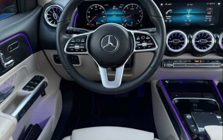 Mercedes-Benz GLB, 2022 год, 4 600 000 рублей, 6 фотография