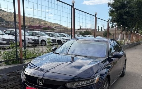 Honda Accord IX рестайлинг, 2019 год, 1 900 000 рублей, 2 фотография