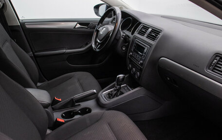 Volkswagen Jetta VI, 2015 год, 964 000 рублей, 9 фотография