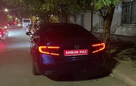 Honda Accord IX рестайлинг, 2019 год, 1 900 000 рублей, 6 фотография