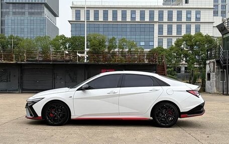 Hyundai Elantra, 2023 год, 1 780 000 рублей, 7 фотография