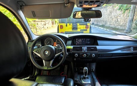 BMW 5 серия, 2007 год, 2 400 000 рублей, 6 фотография