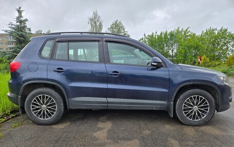 Volkswagen Tiguan I, 2014 год, 999 000 рублей, 3 фотография