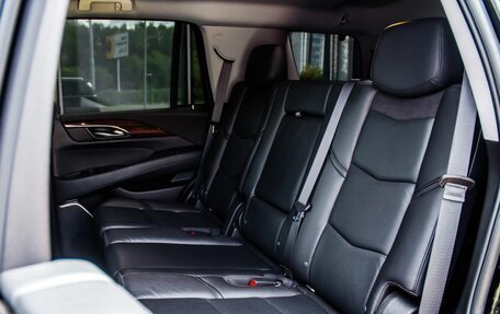 Cadillac Escalade IV, 2019 год, 4 780 000 рублей, 15 фотография