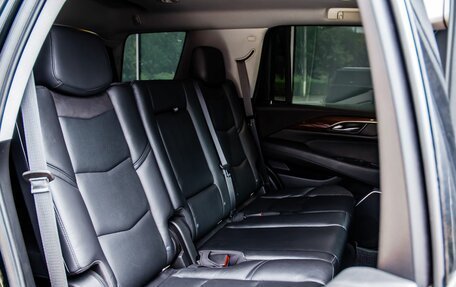 Cadillac Escalade IV, 2019 год, 4 780 000 рублей, 14 фотография