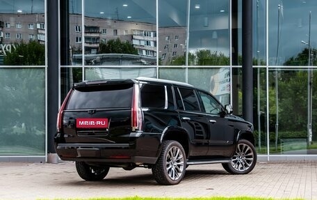 Cadillac Escalade IV, 2019 год, 4 780 000 рублей, 2 фотография