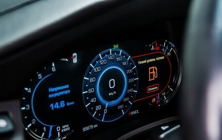 Cadillac Escalade IV, 2019 год, 4 780 000 рублей, 18 фотография