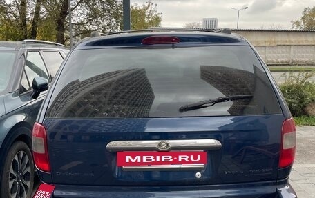Chrysler Voyager IV, 2003 год, 600 000 рублей, 4 фотография