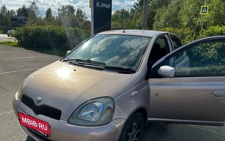 Toyota Vitz, 2000 год, 263 000 рублей, 2 фотография