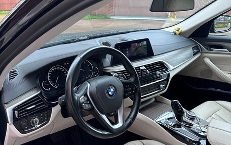 BMW 5 серия, 2019 год, 3 380 000 рублей, 8 фотография