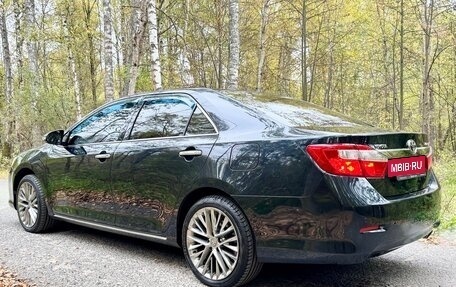 Toyota Camry, 2012 год, 1 850 000 рублей, 5 фотография