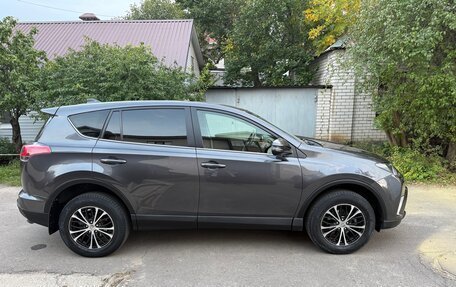 Toyota RAV4, 2015 год, 2 200 000 рублей, 12 фотография