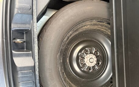 Toyota RAV4, 2015 год, 2 200 000 рублей, 21 фотография