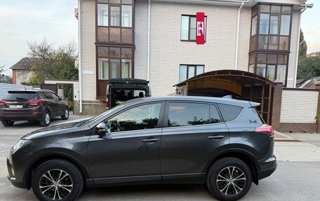 Toyota RAV4, 2015 год, 2 200 000 рублей, 11 фотография