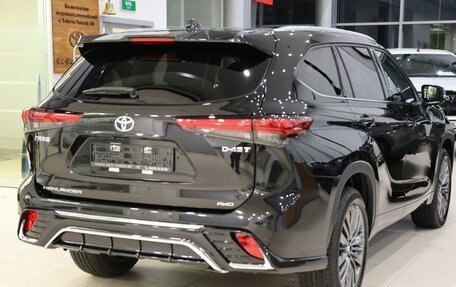 Toyota Highlander, 2026 год, 5 900 000 рублей, 7 фотография