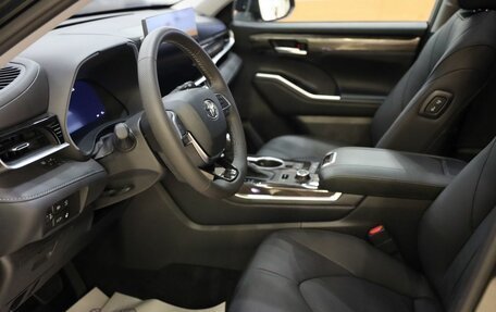 Toyota Highlander, 2026 год, 5 900 000 рублей, 15 фотография