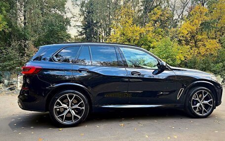 BMW X5, 2019 год, 6 990 000 рублей, 3 фотография