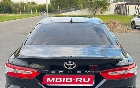 Toyota Camry, 2019 год, 2 250 000 рублей, 6 фотография