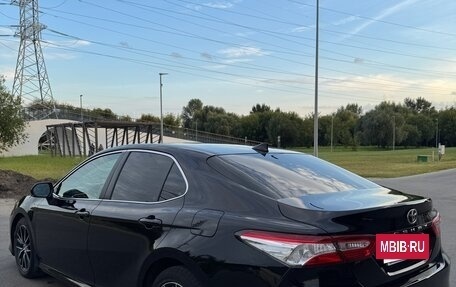 Toyota Camry, 2019 год, 2 250 000 рублей, 7 фотография