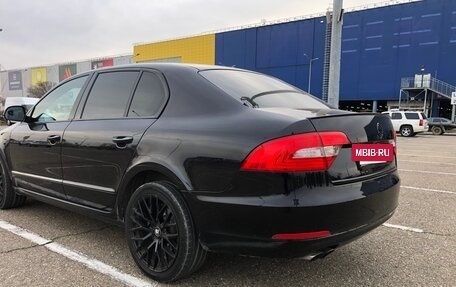 Skoda Superb III рестайлинг, 2013 год, 1 750 000 рублей, 4 фотография