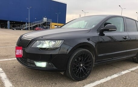 Skoda Superb III рестайлинг, 2013 год, 1 750 000 рублей, 2 фотография
