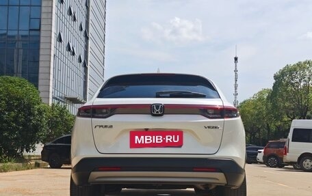 Honda Vezel, 2023 год, 1 913 000 рублей, 6 фотография