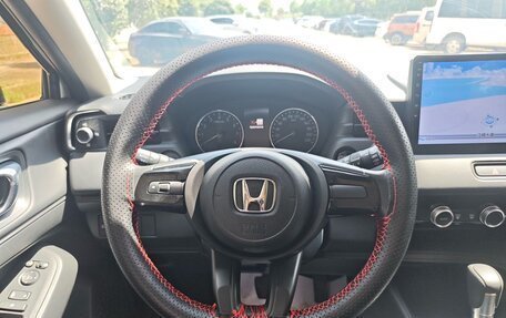 Honda Vezel, 2023 год, 1 913 000 рублей, 14 фотография