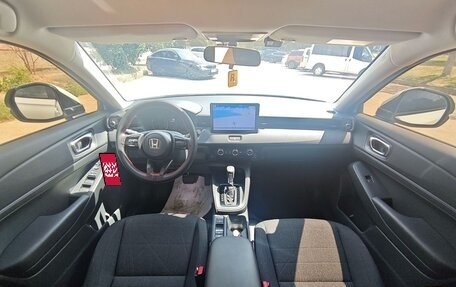 Honda Vezel, 2023 год, 1 913 000 рублей, 13 фотография