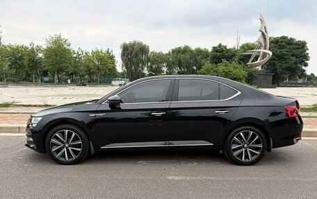 Skoda Superb III рестайлинг, 2023 год, 2 130 100 рублей, 5 фотография