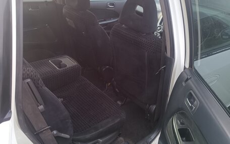 Honda Stream I рестайлинг, 2002 год, 400 000 рублей, 7 фотография