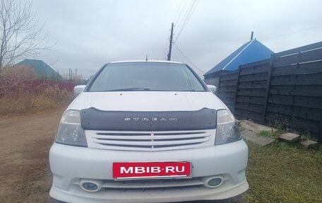 Honda Stream I рестайлинг, 2002 год, 400 000 рублей, 9 фотография