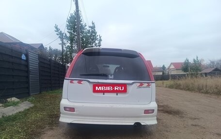 Honda Stream I рестайлинг, 2002 год, 400 000 рублей, 10 фотография