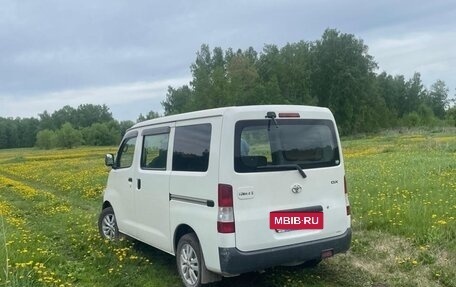 Toyota Town Ace IV, 2012 год, 1 100 000 рублей, 4 фотография