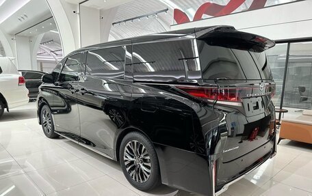 Toyota Vellfire, 2026 год, 17 770 700 рублей, 6 фотография