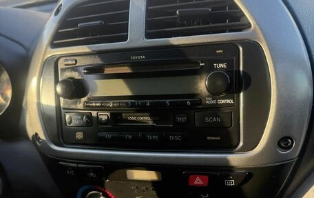 Toyota RAV4, 2003 год, 800 000 рублей, 8 фотография