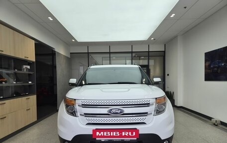 Ford Explorer VI, 2013 год, 1 750 000 рублей, 2 фотография