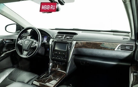 Toyota Camry, 2015 год, 2 049 700 рублей, 9 фотография