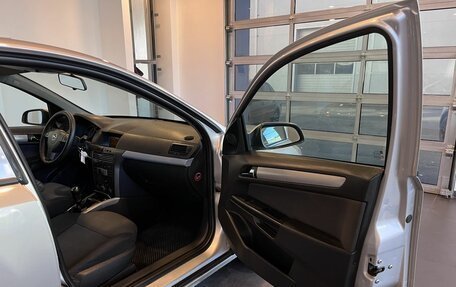 Opel Astra H, 2006 год, 340 000 рублей, 26 фотография