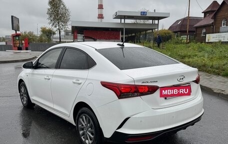 Hyundai Solaris II рестайлинг, 2022 год, 1 750 000 рублей, 7 фотография