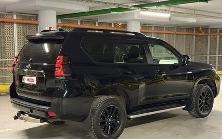 Toyota Land Cruiser Prado 150 рестайлинг 2, 2021 год, 6 550 000 рублей, 2 фотография