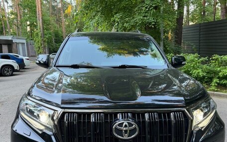 Toyota Land Cruiser Prado 150 рестайлинг 2, 2021 год, 6 550 000 рублей, 8 фотография